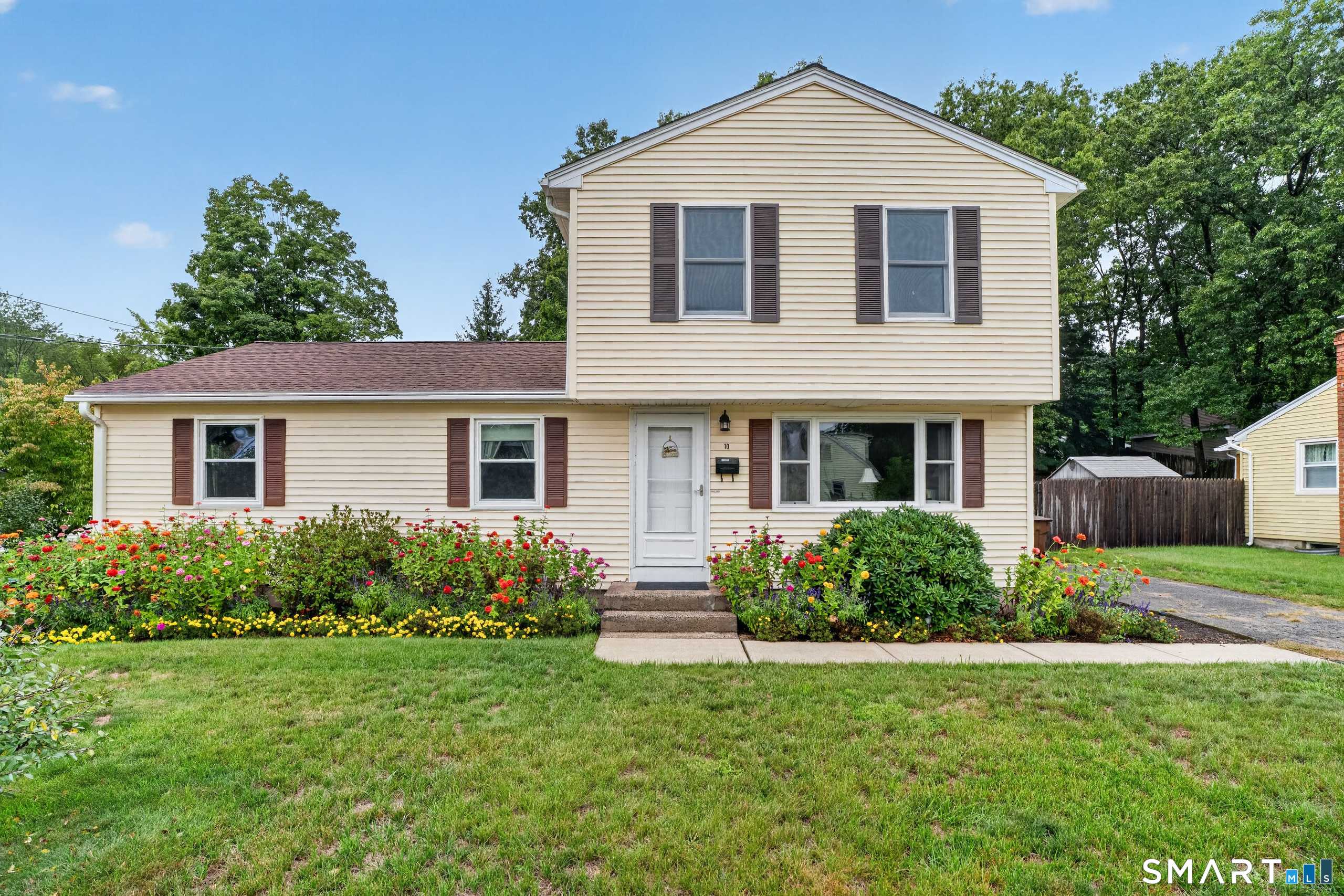10 Roosevelt Boulevard